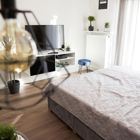 Vizzit Us Premium Apartments Warsaw Ngoại thất bức ảnh