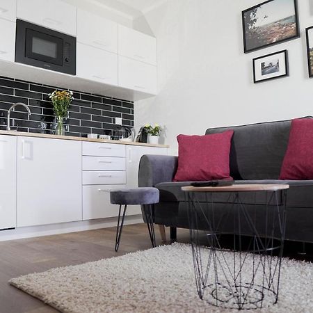 Vizzit Us Premium Apartments Warsaw Ngoại thất bức ảnh