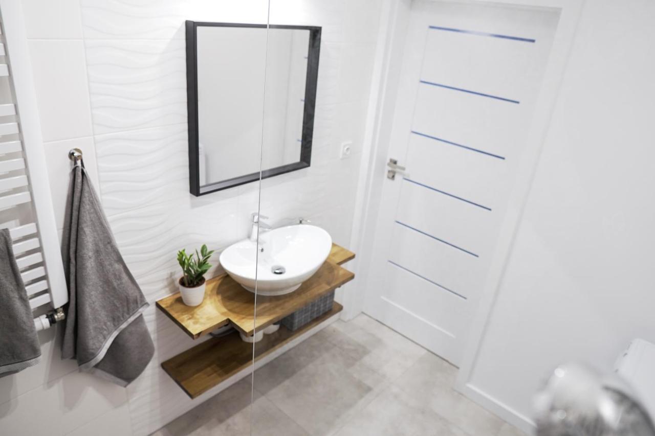 Vizzit Us Premium Apartments Warsaw Ngoại thất bức ảnh