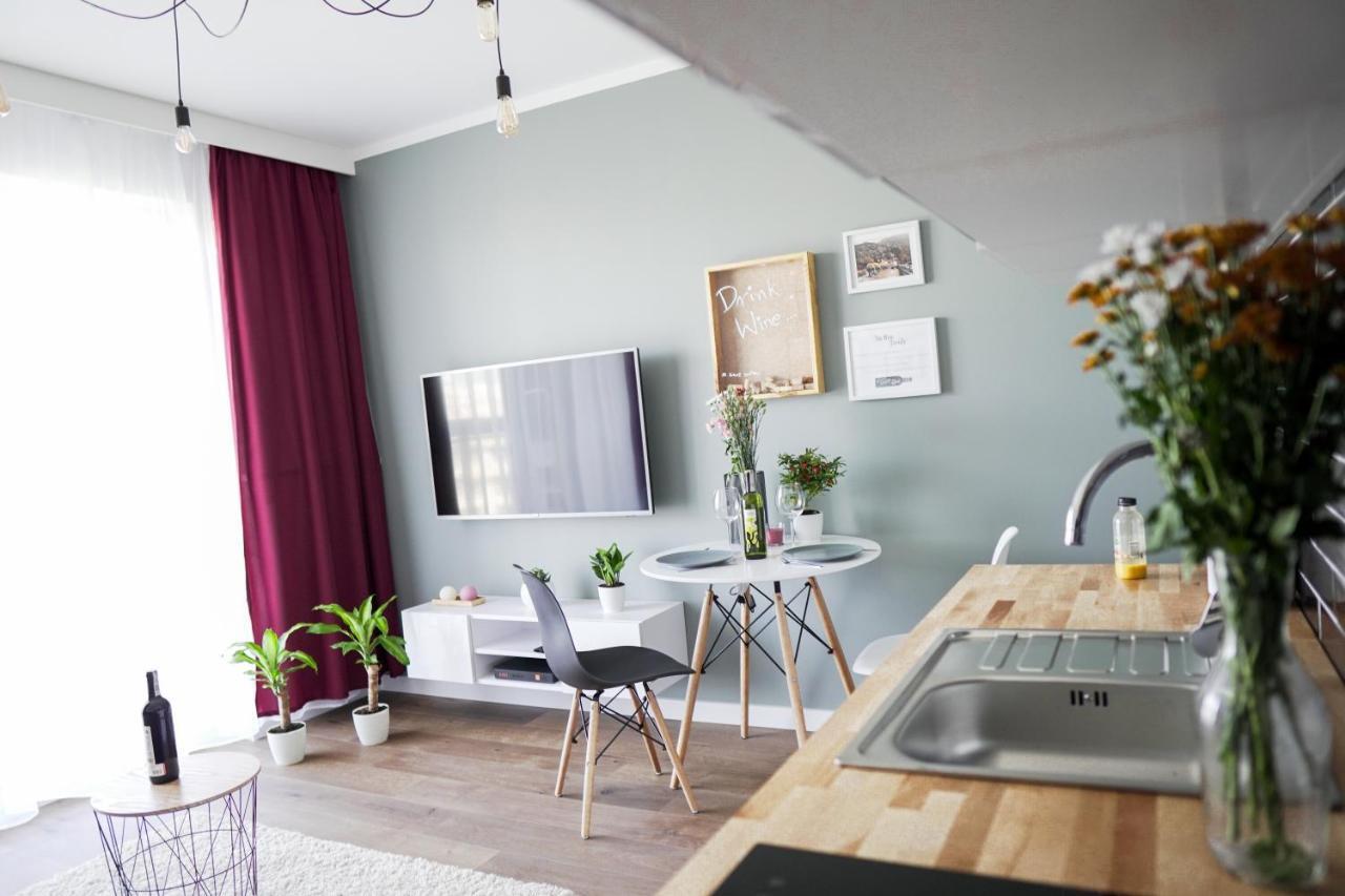 Vizzit Us Premium Apartments Warsaw Ngoại thất bức ảnh