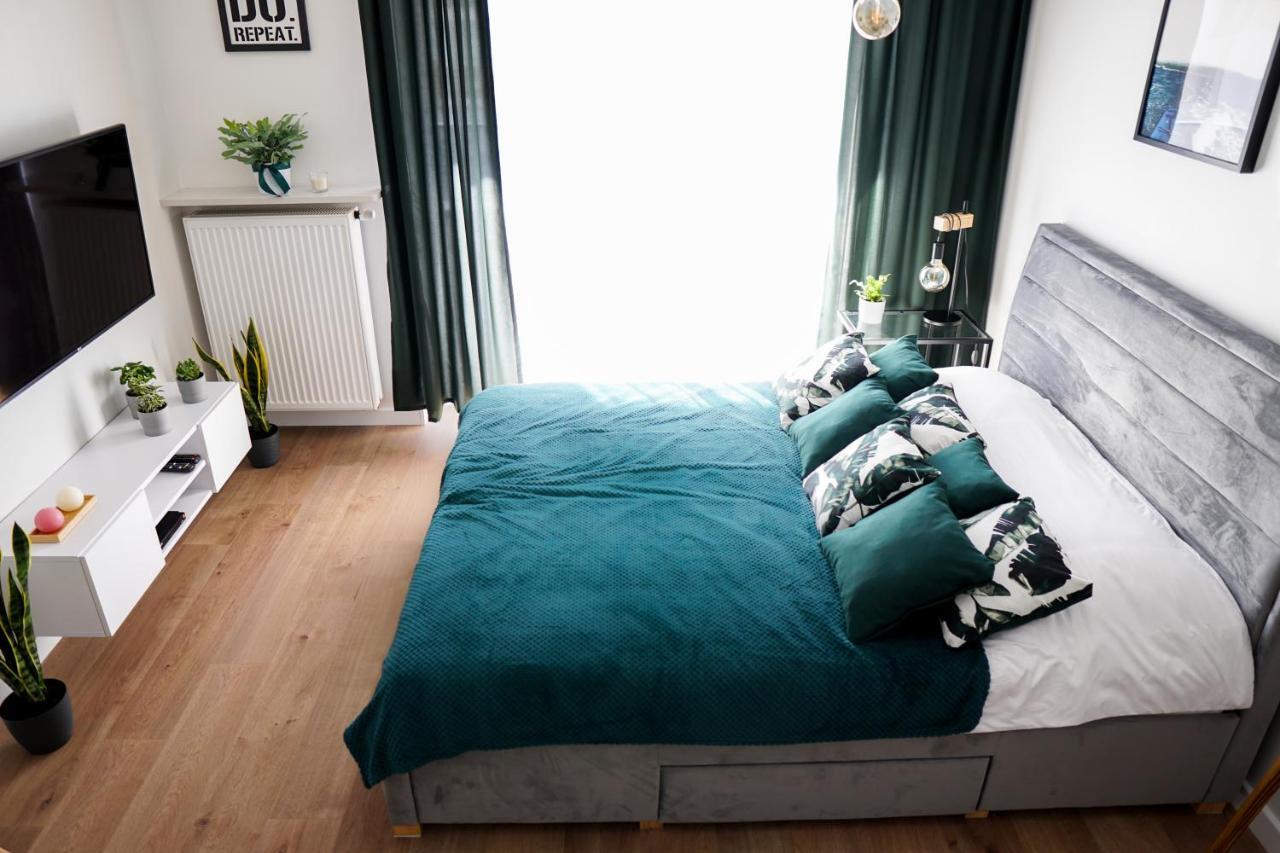 Vizzit Us Premium Apartments Warsaw Ngoại thất bức ảnh