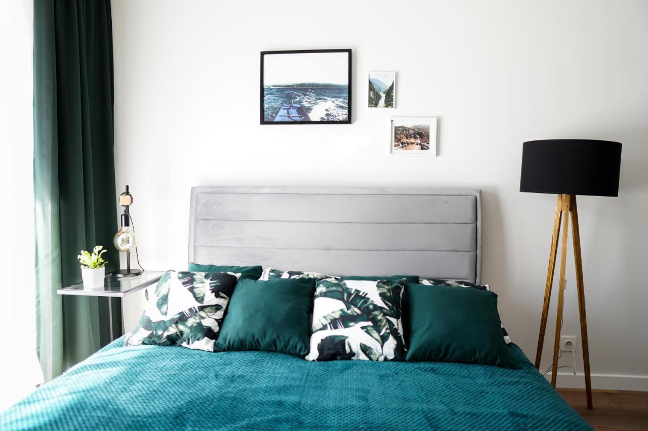 Vizzit Us Premium Apartments Warsaw Ngoại thất bức ảnh