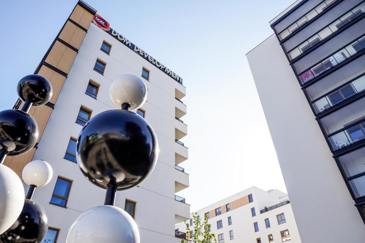 Vizzit Us Premium Apartments Warsaw Ngoại thất bức ảnh