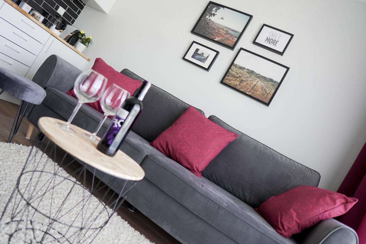 Vizzit Us Premium Apartments Warsaw Ngoại thất bức ảnh